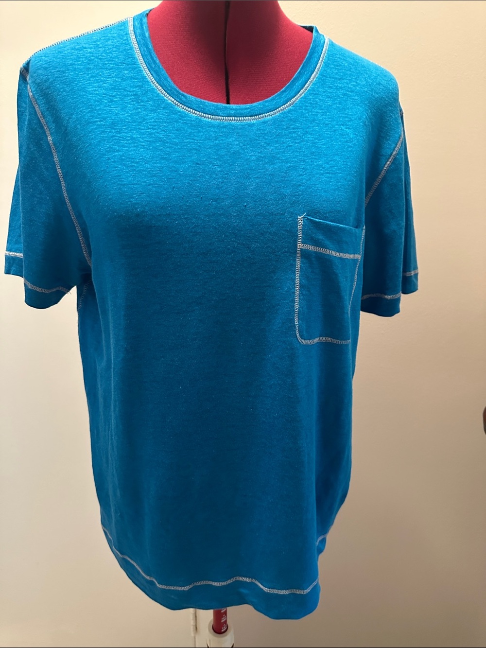Fedeli V-Neck Top with Contrast Stitching - Picture 3 of 14